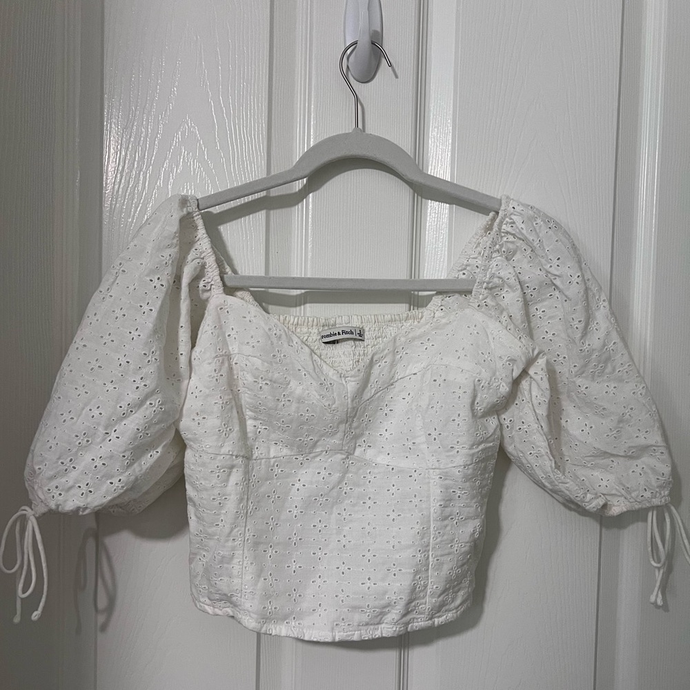 White Eyelet, corset style summer top!